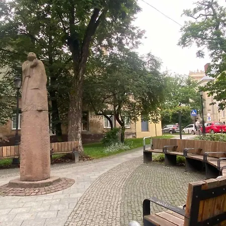 краківська 34 не далеко від ж д вокзалу звітні документи Apartman Lviv