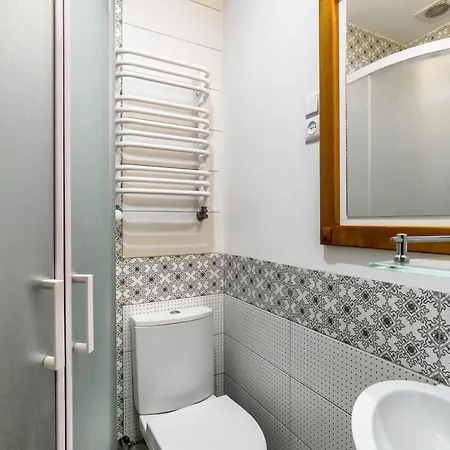 краківська 34 не далеко від ж д вокзалу звітні документи Apartman Lviv