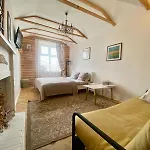 7, Lviv Apart Квартира На Вул Краківській Біля Пл Ринок * Lviv